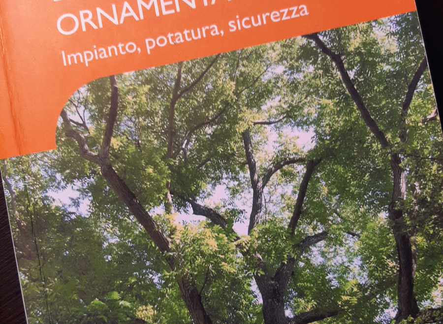 UN LIBRO AL MESE ֍ aprile 2020 ֍